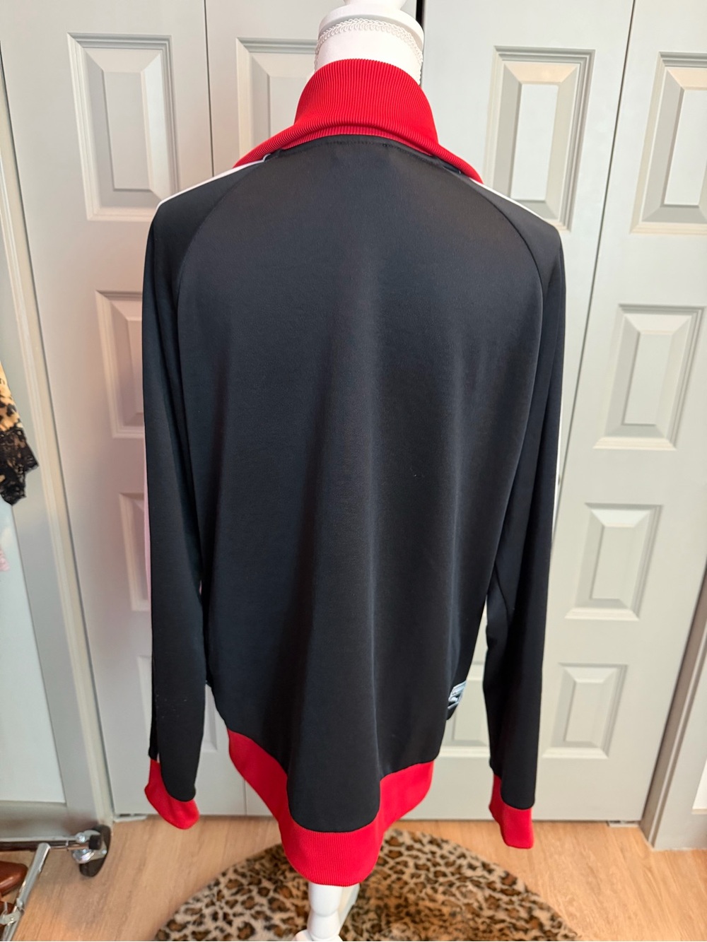 Puma Black Jacket with Red Accents and White Stripes - Picture 3 of 15